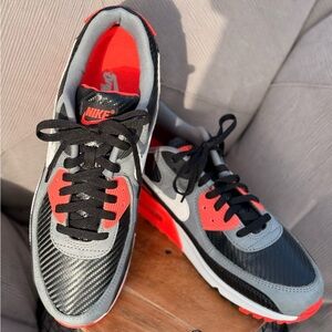 Nike Air Max 90 Size 12 Black Gray Red Infrared Carbon Fiber Style Sneakers EUC